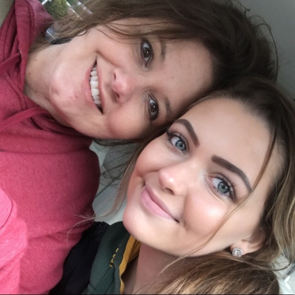 Meet your Posher, Lynette